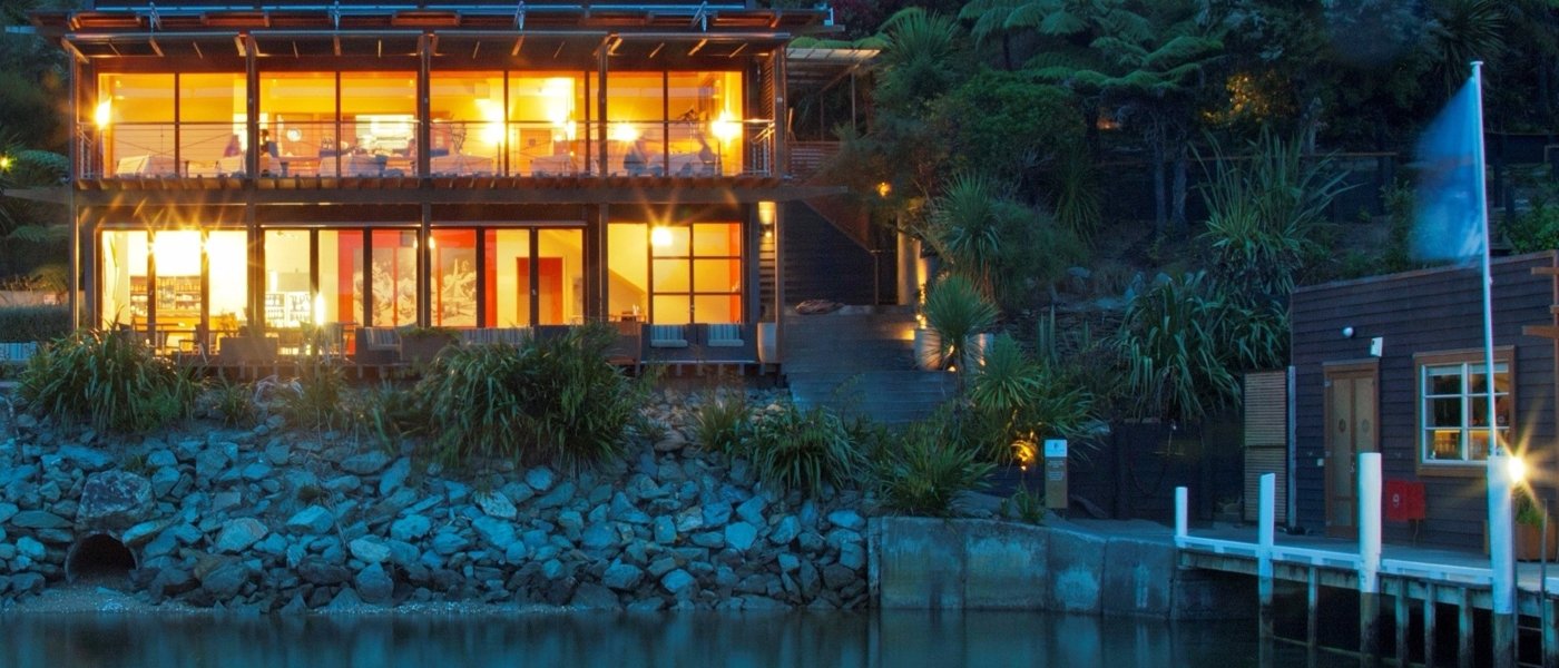 Foredeck Restaurant at Bay of Many Coves